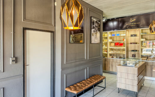 IW 16th Road • E010