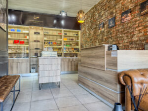 16th road image 40 m² shop highres 2 | | innovation worx
