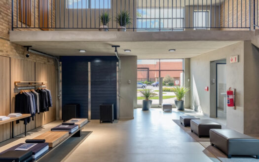 IW Richards Drive Loft • B016