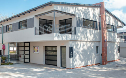 IW Business Park • Unit 004