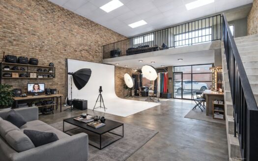 IW Richards Drive Unit • A009