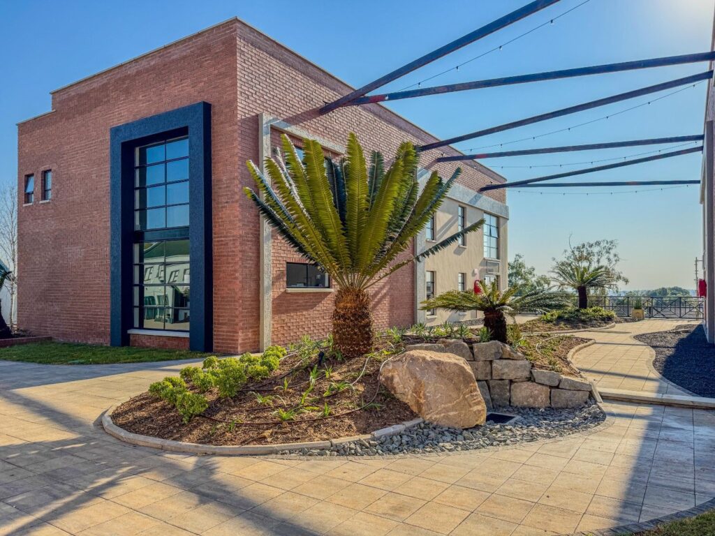 50 richards drive, halfway house, 1685