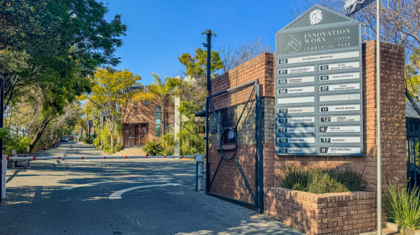 commercial park_image_exterior-01