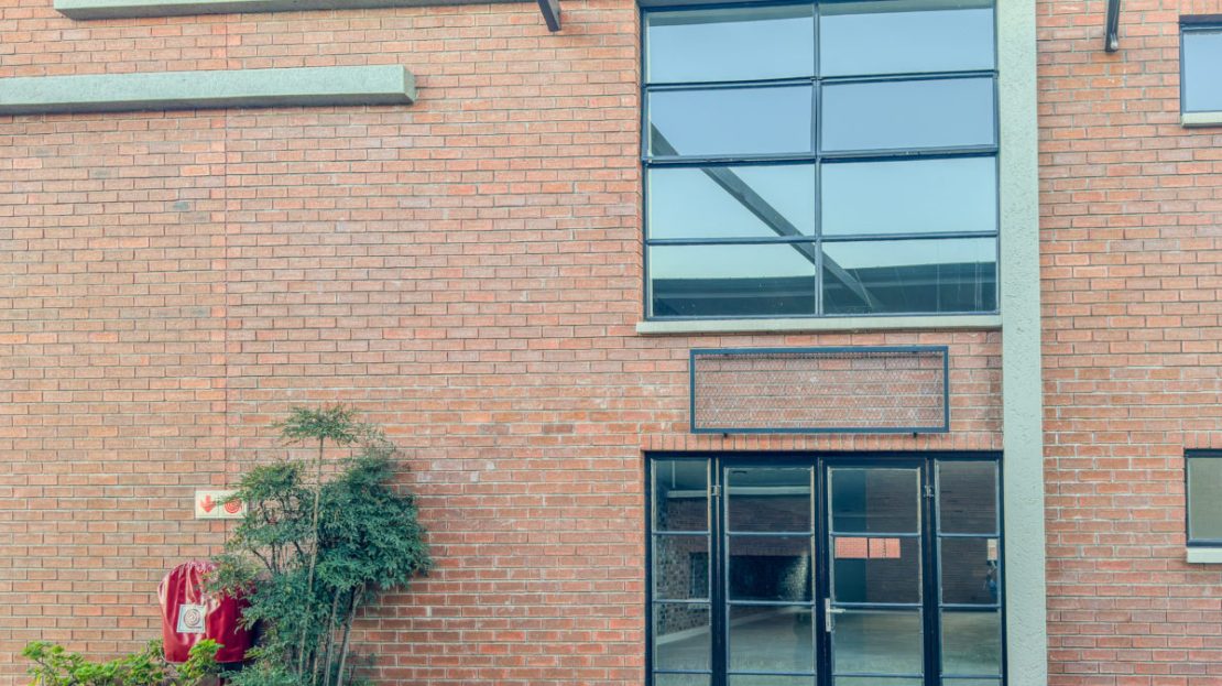 Exterior view entrance of office Warehouse unit IWMJ 19 at Innovation Worx - Midrand Junction in Midrand