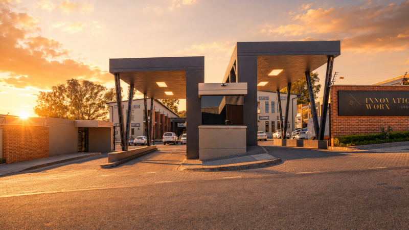 entrance gate and park sign at innovation worx - 16th road in midrand